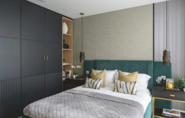 250 City Road Towers